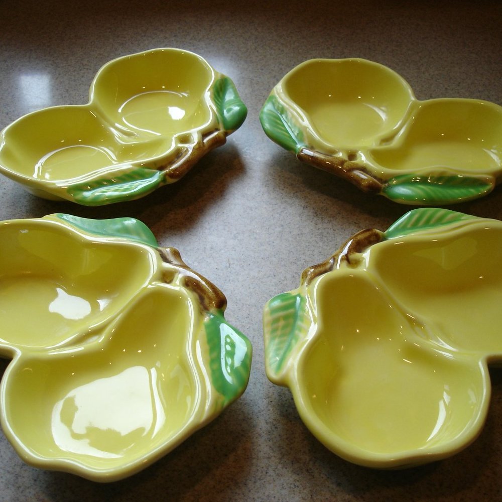 Vintage 4pc Pear Dish